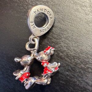 Disney Mickey Mouse & Minnie Mouse Kissing Dangle Charm